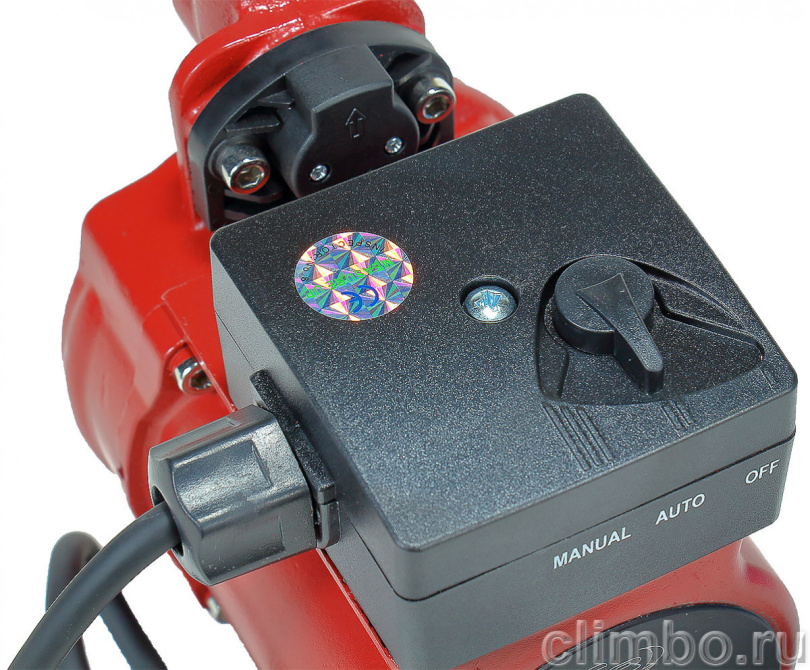 Повысительный насос Aquamotor AR UPA-120 red — фото товара